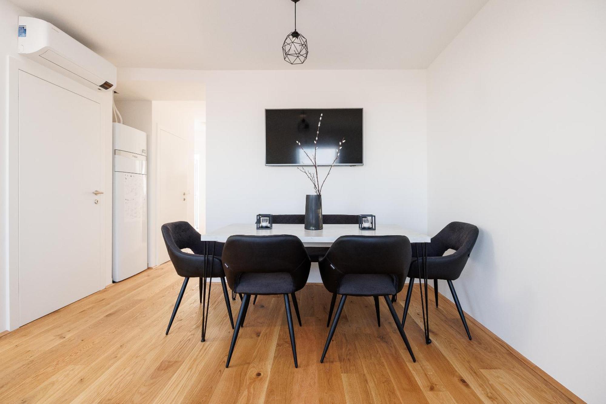 Symphony Apartments 38 - Modern Loft With Terrace And Grill In Central Location Wien Exteriör bild