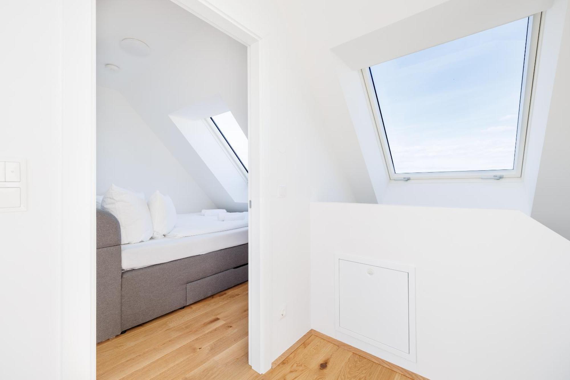 Symphony Apartments 38 - Modern Loft With Terrace And Grill In Central Location Wien Exteriör bild